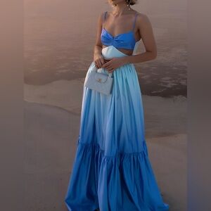 Backless blue ombré cutout maxi deess